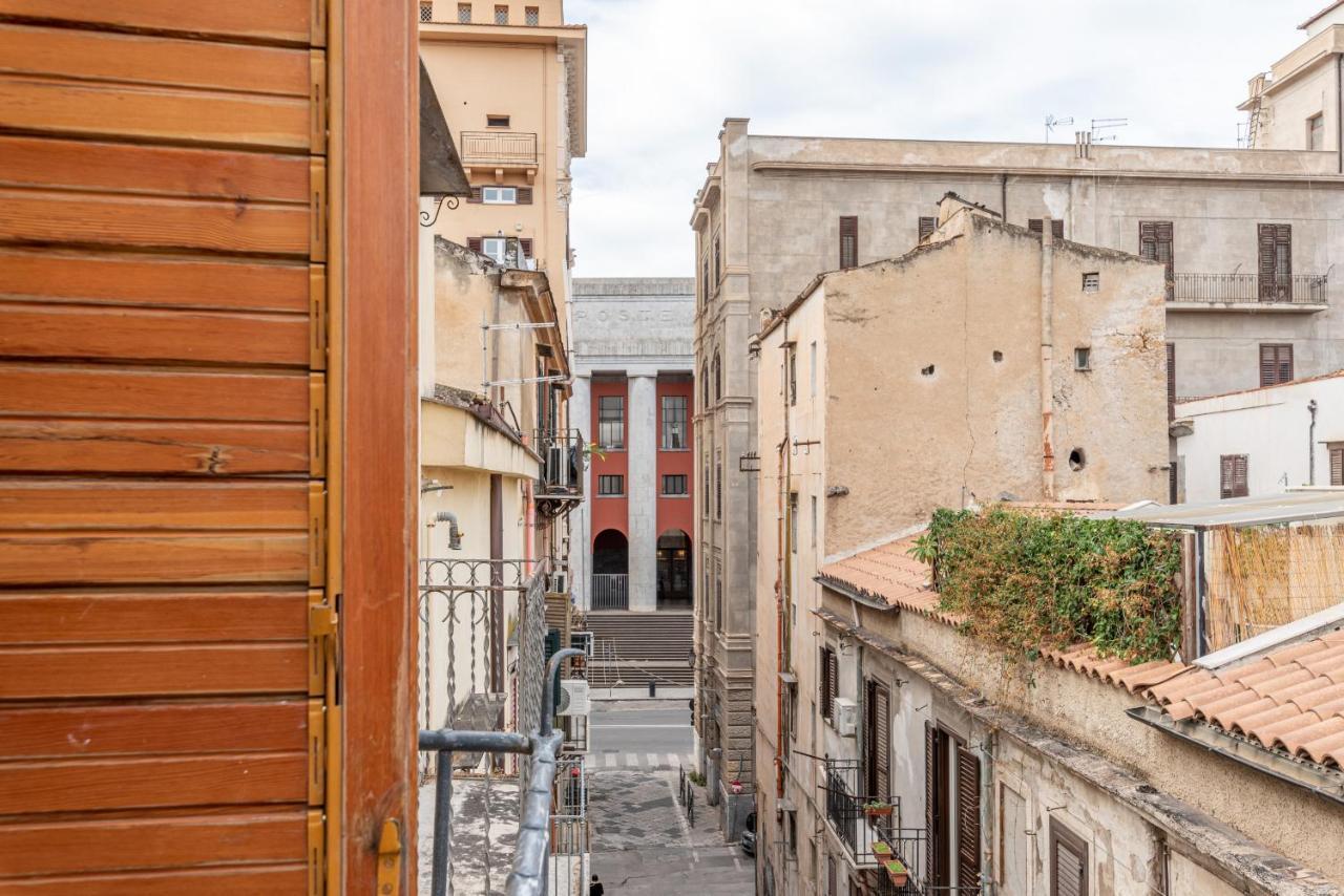 Casa Valverde In Centro Storico By Wonderful Italy Palermo Exterior photo